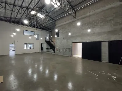 Galpão/Depósito/Armazém à venda, 379m² no São João, Porto Alegre
