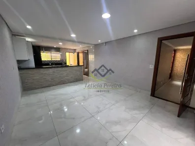 Casa com 2 Quartos à venda, 126m² no Jardim Santa Helena, Suzano