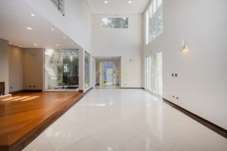 Casa com 4 Quartos à venda, 750m² no Interlagos, São Paulo