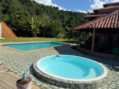Fazenda/Sítio com 7 Quartos à venda, 42000m² no , Domingos Martins