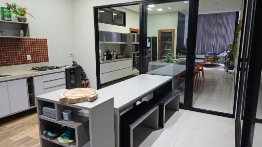 Casa com 3 Quartos à venda, 212m² no Residencial Lagos D'Icaraí, Salto
