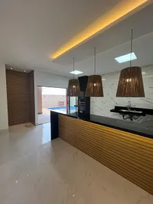 Casa de Condomínio com 3 Quartos à venda, 220m² no Residencial Condomínio Jardim Veneza, Senador Canedo