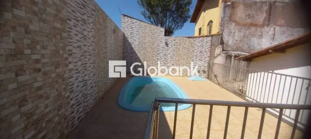 Casa com 2 Quartos à venda, 140m² no Santa Laura, Montes Claros