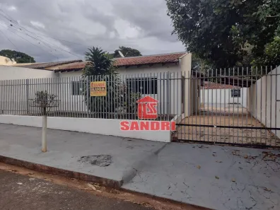 Casa com 2 Quartos para venda ou aluguel, 70m² no Conjunto Habitacional João de Barro Thaís, Maringá