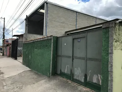 Casa com 4 Quartos à venda, 200m² no Centro, Mesquita
