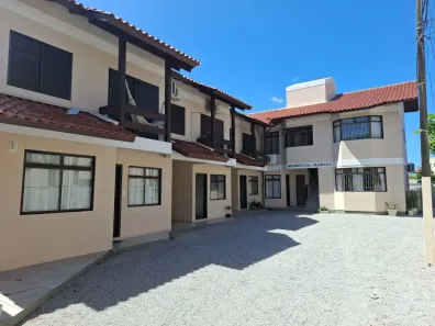 Apartamento com 2 Quartos para alugar, 72m² no Lagoa da Conceição, Florianópolis