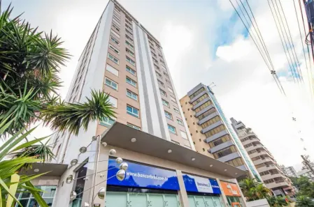 Apartamento com 2 Quartos para alugar, 82m² no Rio Branco, Porto Alegre