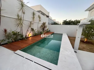 Casa de Condomínio com 3 Quartos à venda, 283m² no Jardim Botânico, Uberlândia