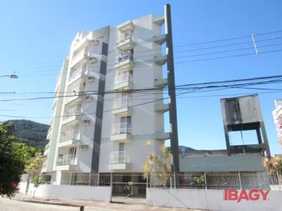 Apartamento com 2 Quartos para alugar, 72m² no Itacorubi, Florianópolis