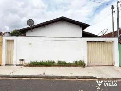 Casa com 3 Quartos à venda, 211m² no Conjunto José Vallim de Melo, Uberaba