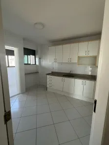 Apartamento com 3 Quartos para alugar, 130m² no Praia do Pecado, Macaé