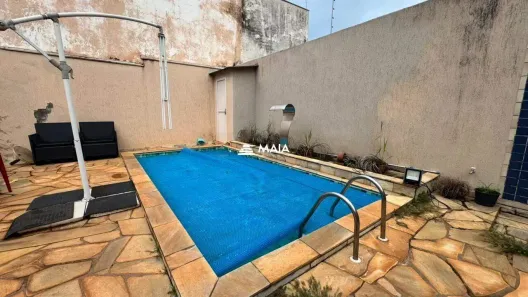 Casa com 4 Quartos à venda, 190m² no Jardim São Bento, Uberaba