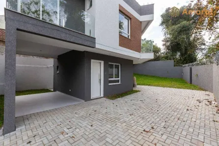 Sobrado com 3 Quartos à venda, 130m² no Santo Inácio, Curitiba