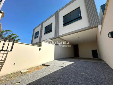 Sobrado com 3 Quartos à venda, 136m² no Forquilhas, São José