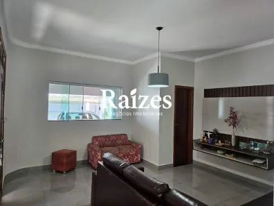 Casa com 4 Quartos à venda, 212m² no Cidade Jardim, Uberlândia