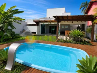 Sobrado com 4 Quartos à venda, 269m² no Pontal de Santa Marina, Caraguatatuba
