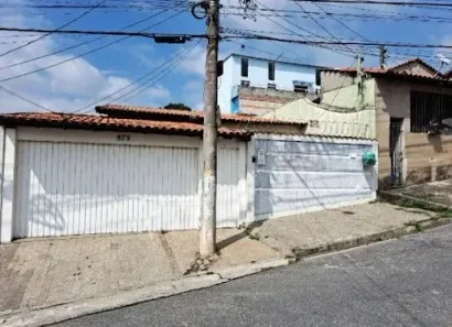 Casa com 3 Quartos à venda, 115m² no Jardim Santa Teresa, Mogi das Cruzes