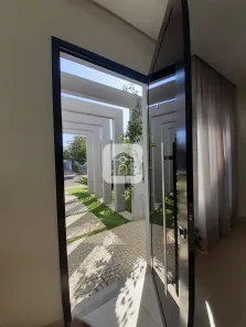Casa de Condomínio com 3 Quartos para alugar, 203m² no Jardim Botânico, Uberlândia