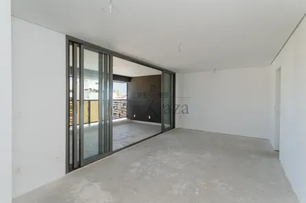 Apartamento com 3 Quartos à venda, 140m² no Vila Nova Conceição, São Paulo