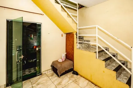 Casa com 3 Quartos à venda, 180m² no Floramar, Belo Horizonte