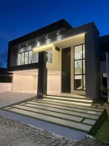 Casa de Condomínio com 5 Quartos para alugar, 300m² no Campo Grande, Rio de Janeiro
