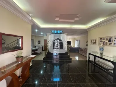 Sobrado com 4 Quartos para alugar, 350m² no Jaraguá, Uberlândia