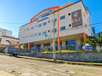 Apartamento com 2 Quartos para alugar, 90m² no Jardim América, Poços de Caldas