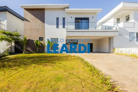 Casa de Condomínio com 4 Quartos à venda, 350m² no Alphaville, Santana de Parnaíba
