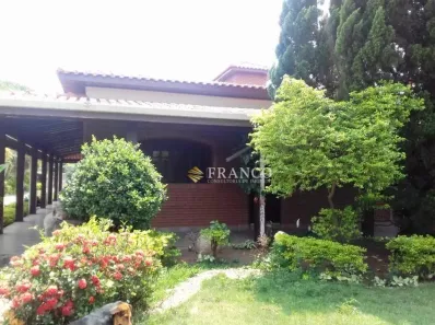 Fazenda/Sítio com 3 Quartos à venda, 250m² no Parque São Luís, Taubaté