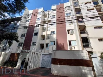 Apartamento com 3 Quartos para alugar, 90m² no Zona 07, Maringá