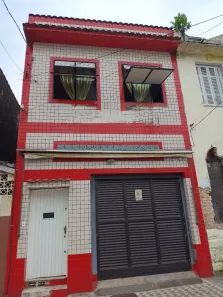 Sobrado com 3 Quartos à venda, 350m² no Vila Mathias, Santos