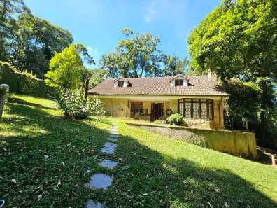 Sobrado com 5 Quartos à venda, 204m² no Roseira, Mairiporã