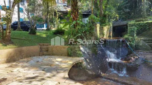 Casa com 4 Quartos à venda, 180m² no Cadetes Fabres, Guapimirim