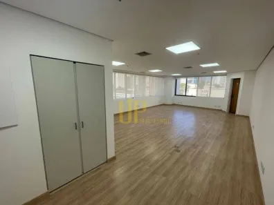 Sala Comercial para alugar, 75m² no Itaim Bibi, São Paulo