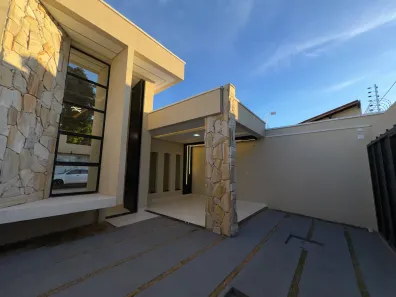 Casa com 3 Quartos à venda, 158m² no Aeroporto, Juazeiro do Norte