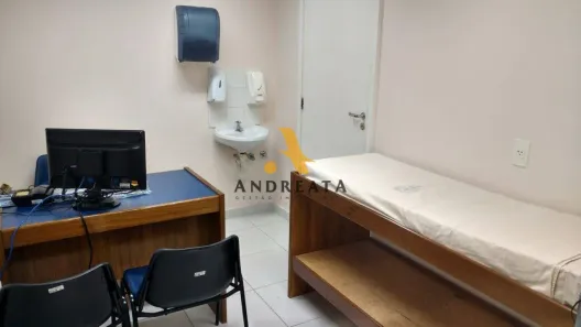 Sala Comercial para alugar, 500m² no Zé Garoto, São Gonçalo