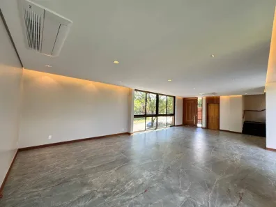 Casa com 5 Quartos à venda, 504m² no Esperança, Londrina