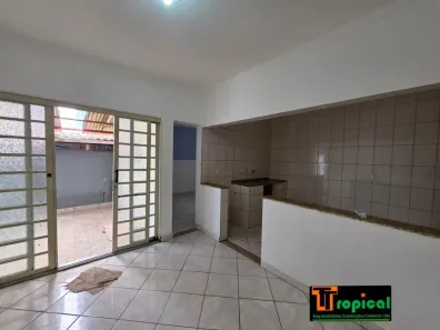 Casa com 2 Quartos para alugar, 90m² no Remanso Campineiro, Hortolândia