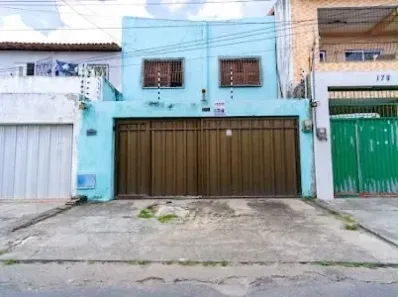 Casa com 3 Quartos à venda, 190m² no Bonsucesso, Fortaleza