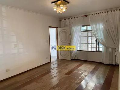 Casa com 3 Quartos para alugar, 240m² no Anchieta, São Bernardo do Campo