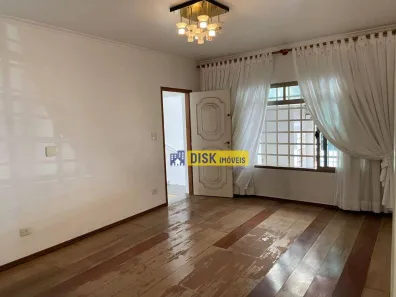 Casa com 3 Quartos para venda ou aluguel, 240m² no Anchieta, São Bernardo do Campo