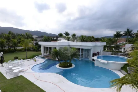 Sobrado com 8 Quartos à venda, 1122m² no Jardim Acapulco, Guarujá