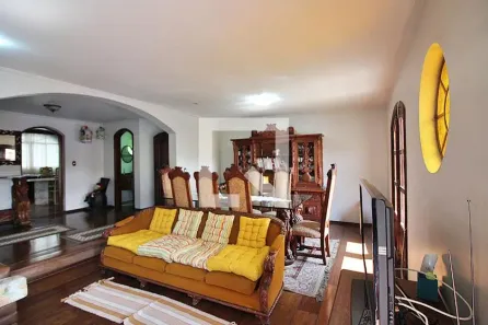 Casa com 4 Quartos à venda, 360m² no Jordanópolis, São Bernardo do Campo