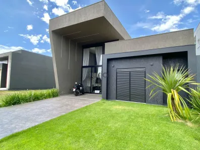 Casa de Condomínio com 4 Quartos à venda, 150m² no XANGRI-LÁ, Xangri-lá