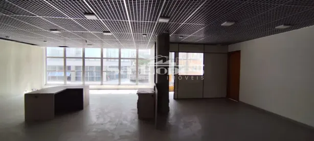 Sala Comercial com 3 Quartos para alugar, 124m² no Centro, São Paulo