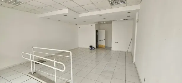 Ponto Comercial para alugar, 68m² no Centro, Macaé