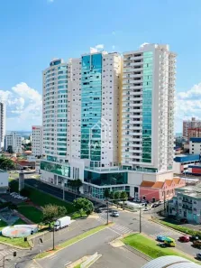 Apartamento com 3 Quartos à venda, 196m² no Centro, Ponta Grossa