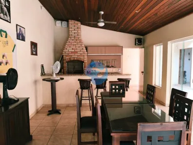 Sobrado com 4 Quartos para venda ou aluguel, 337m² no Centro, Sorocaba