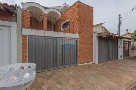 Casa com 3 Quartos à venda, 191m² no Nova Jaboticabal, Jaboticabal