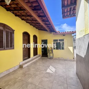 Casa com 4 Quartos à venda, 303m² no Caiçaras, Belo Horizonte